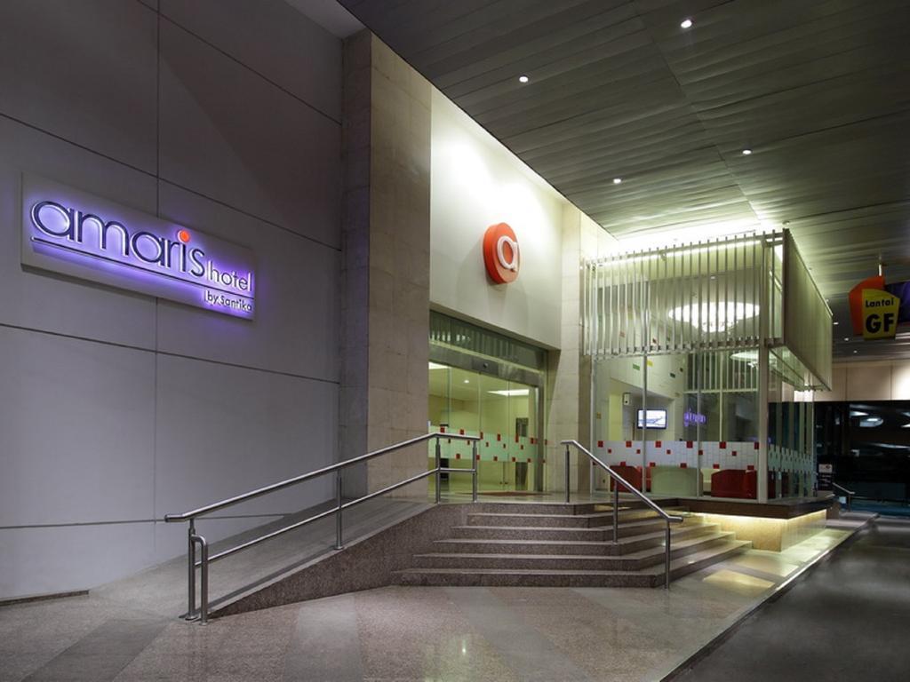 Amaris Hotel Mangga Dua Square Jacarta Exterior foto