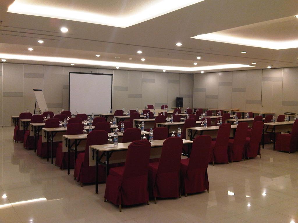 Amaris Hotel Mangga Dua Square Jacarta Exterior foto