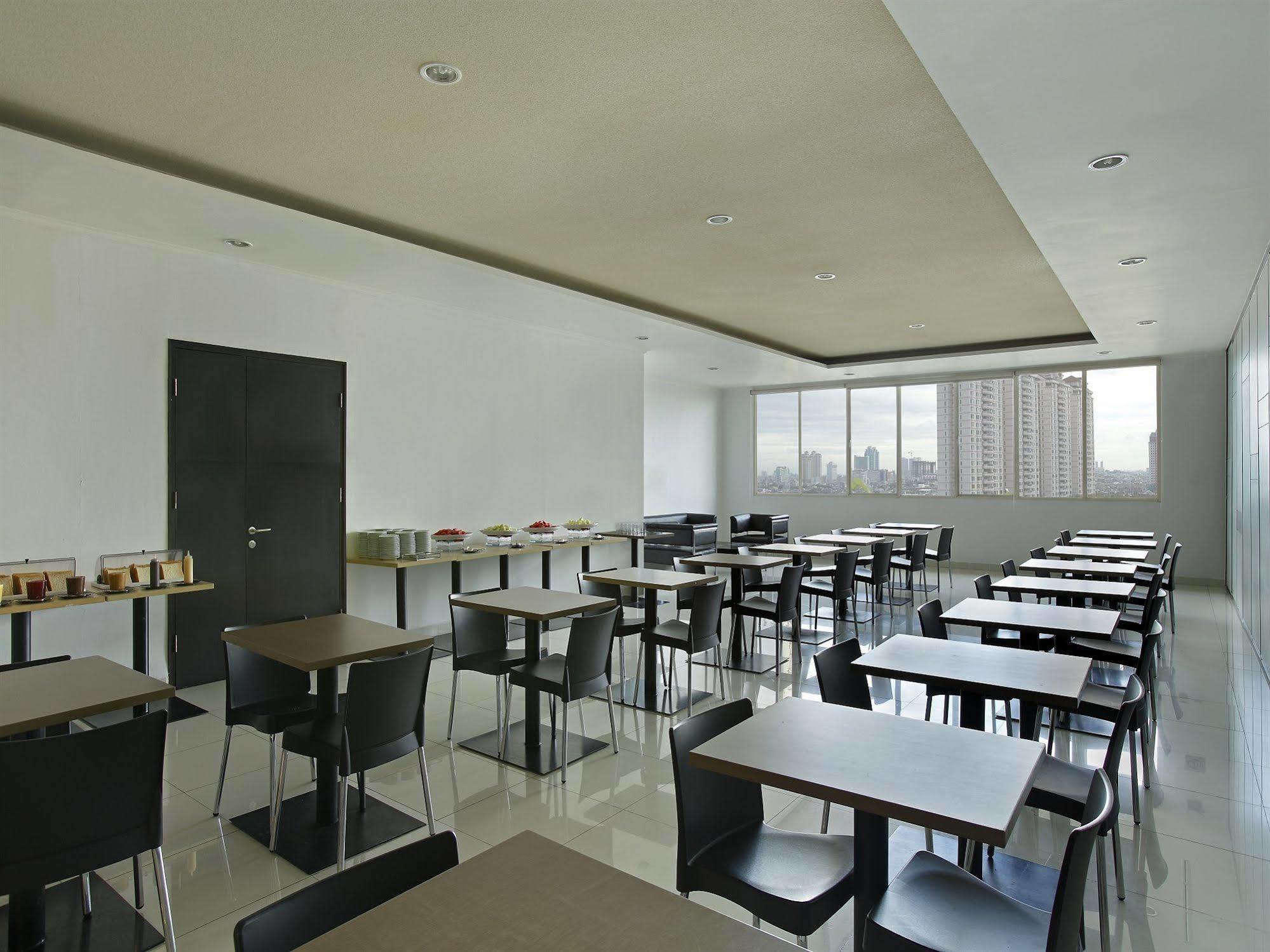 Amaris Hotel Mangga Dua Square Jacarta Exterior foto